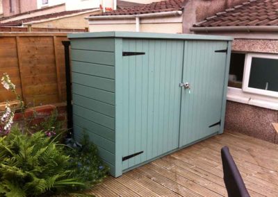 Finished shed, painted