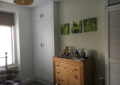 Wardrobe fitted into Alcove